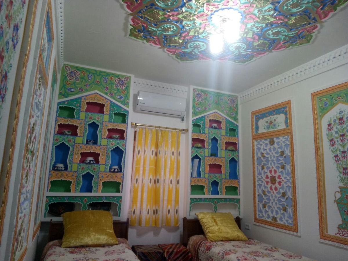 Al Hilol Guesthouse Bukhara Eksteriør bilde