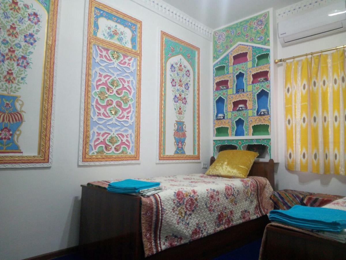 Al Hilol Guesthouse Bukhara Eksteriør bilde