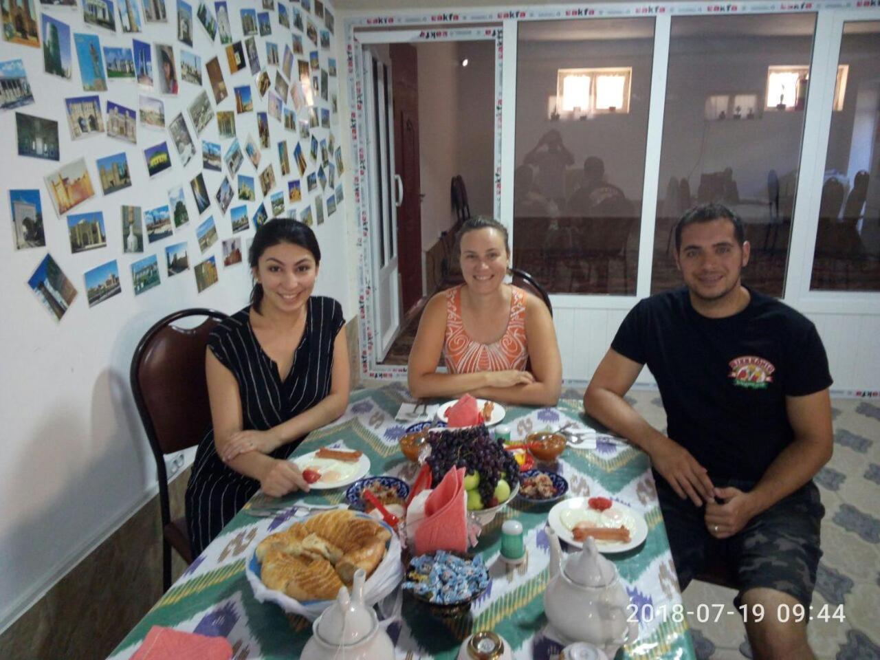 Al Hilol Guesthouse Bukhara Eksteriør bilde